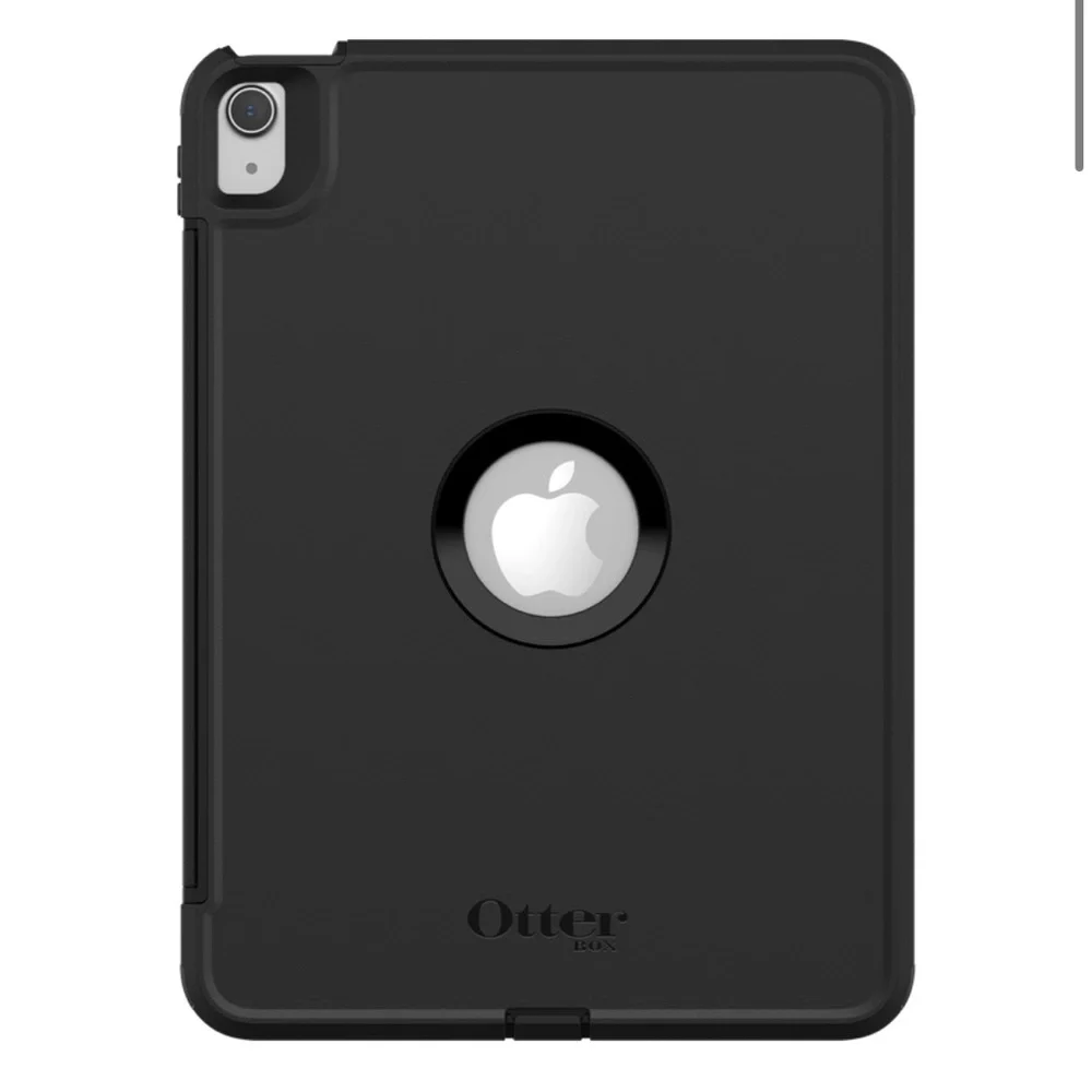 OtterBox Defender Pro Apple IPad Case Cover 4th & 5th generation. GENTLY USED .